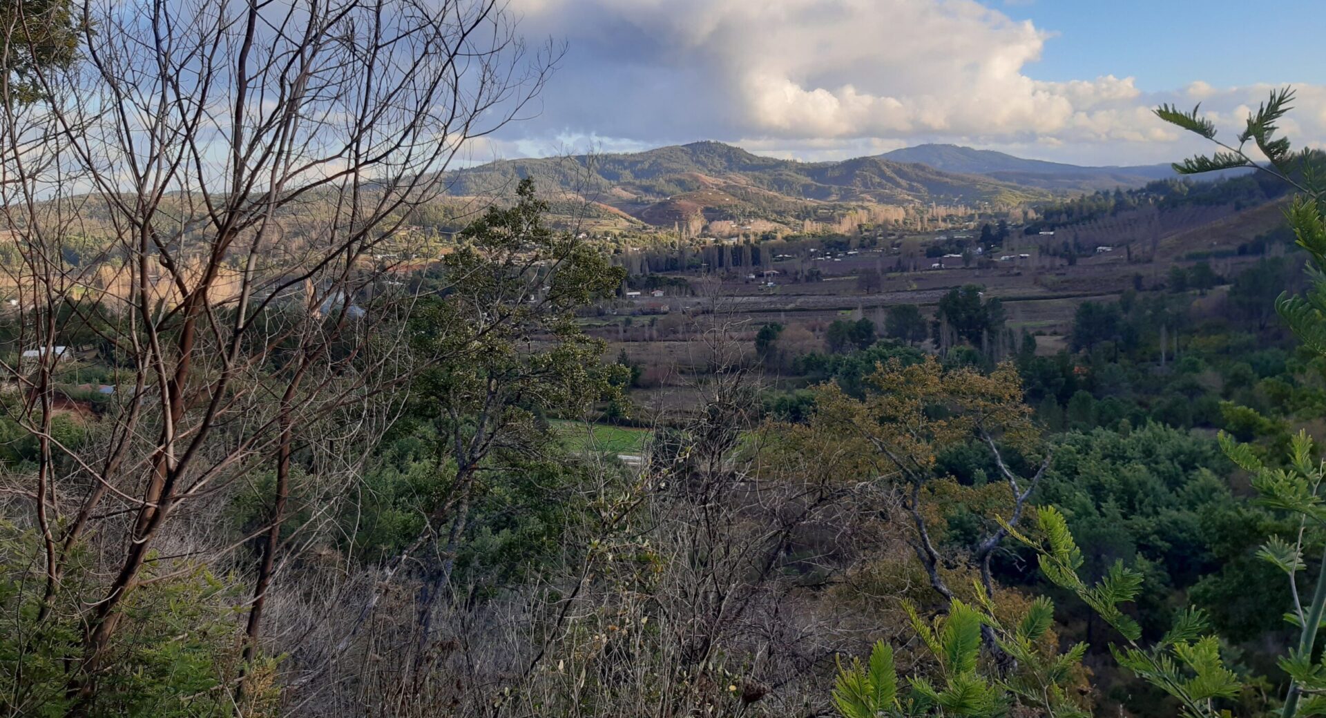 Cerro Arriba, Cerro Abajo
