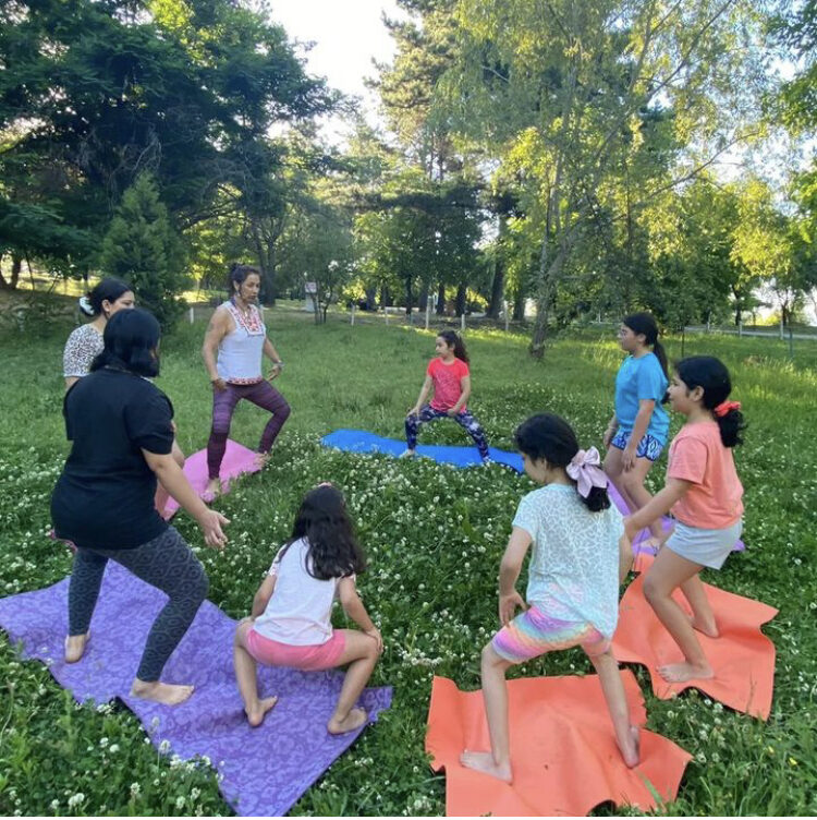 Taller de Apreciación de la Naturaleza con Yoga Familiar